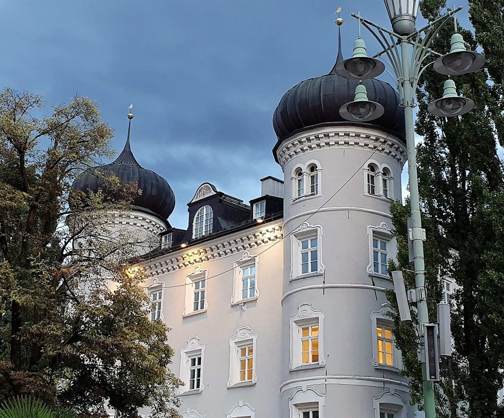 Slott og rådhus i Lienz
